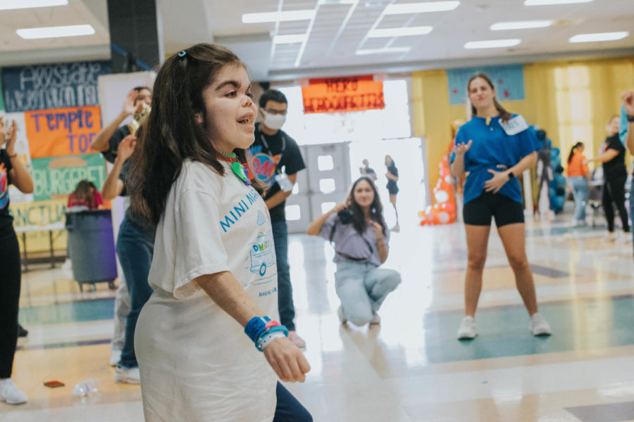 Kenzie Morris, 19, a "miracle child" came to Central to share her story and show her gratitude to Dance Marathon.